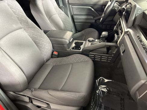 Used 2025 Toyota Tacoma SR5 image 25