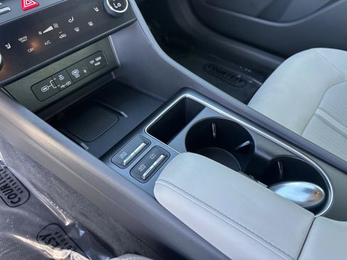Certified 2025 Hyundai Sonata SEL FWD image 24