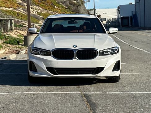 Used 2025 BMW 330i Sedan image 10