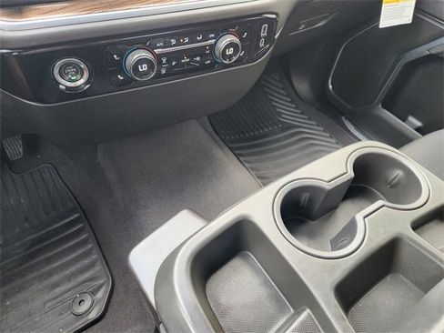 Used 2024 Chevrolet Silverado 1500 LT RWD image 23