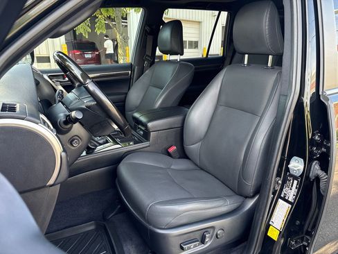 Used 2020 Lexus GX 460 Premium w/ Premium Package AWD/4WD image 48