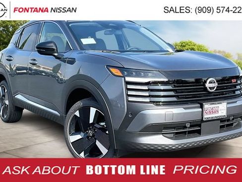 New 2026 Nissan Kicks SR FWD image 1