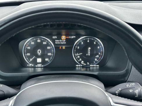 Used 2018 Volvo XC90 T6 Momentum image 26