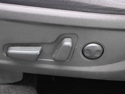 Used 2023 Hyundai Santa Fe SEL image 32