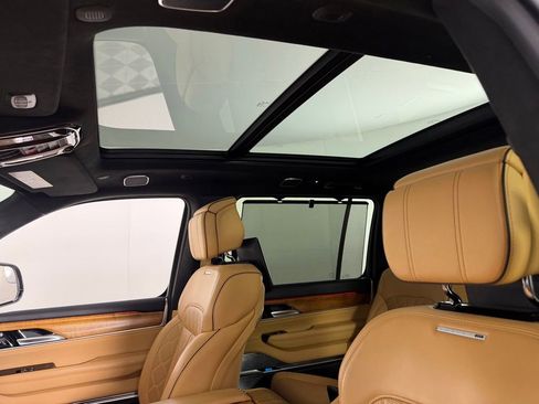 Certified 2024 Jeep Grand Wagoneer Series III w/ Rear Seat Video Group 1 AWD/4WD image 26