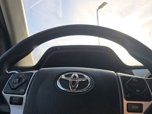 Used 2014 Toyota Tundra SR5 image 22