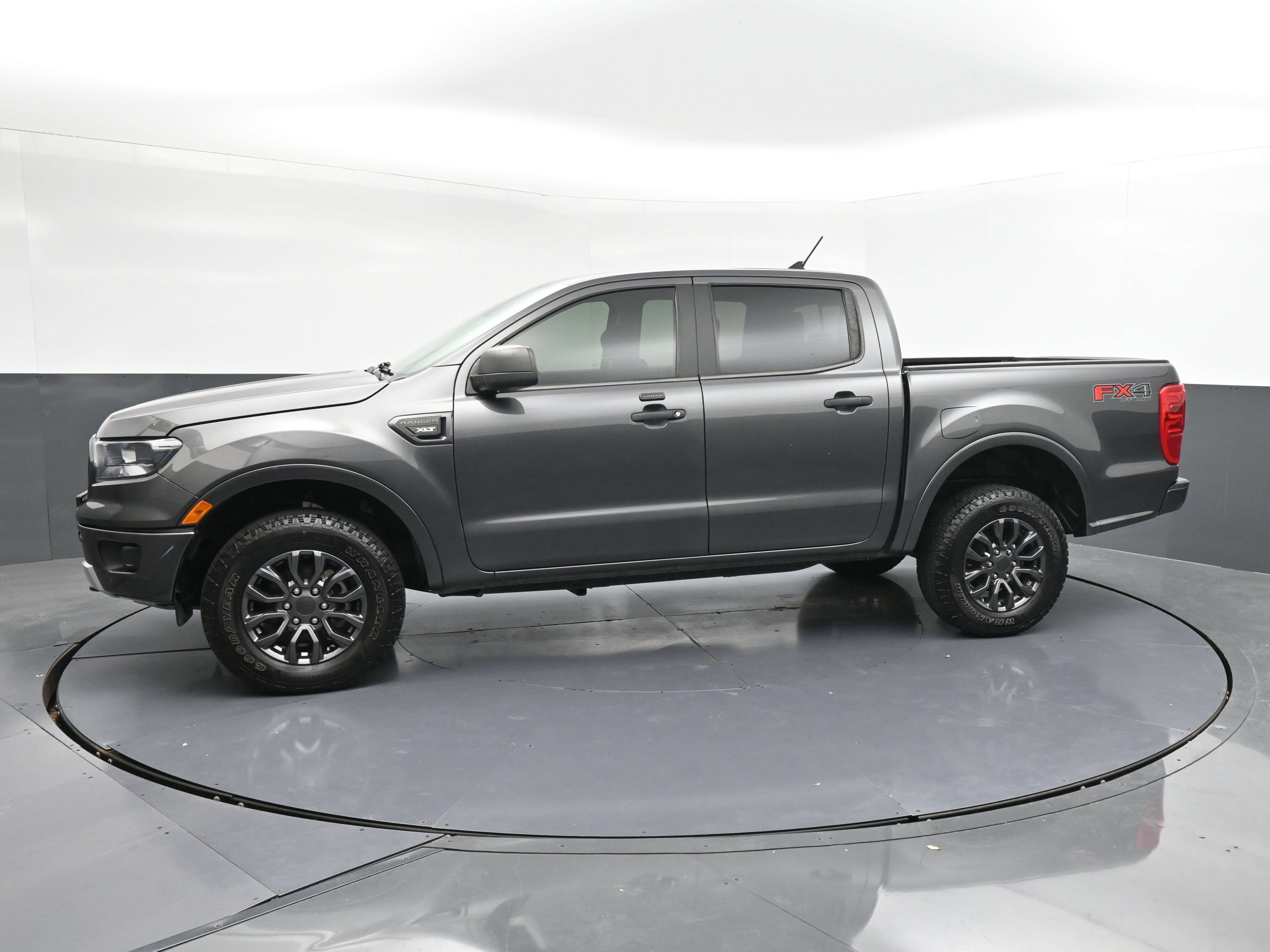 Used 2020 Ford Ranger XLT w/ Equipment Group 302A Luxury AWD/4WD image 5