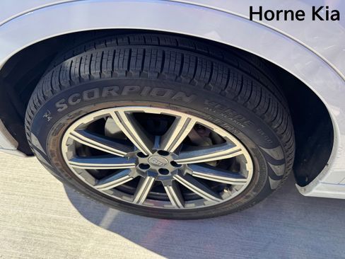 Used 2017 Audi Q7 3.0T Prestige image 8