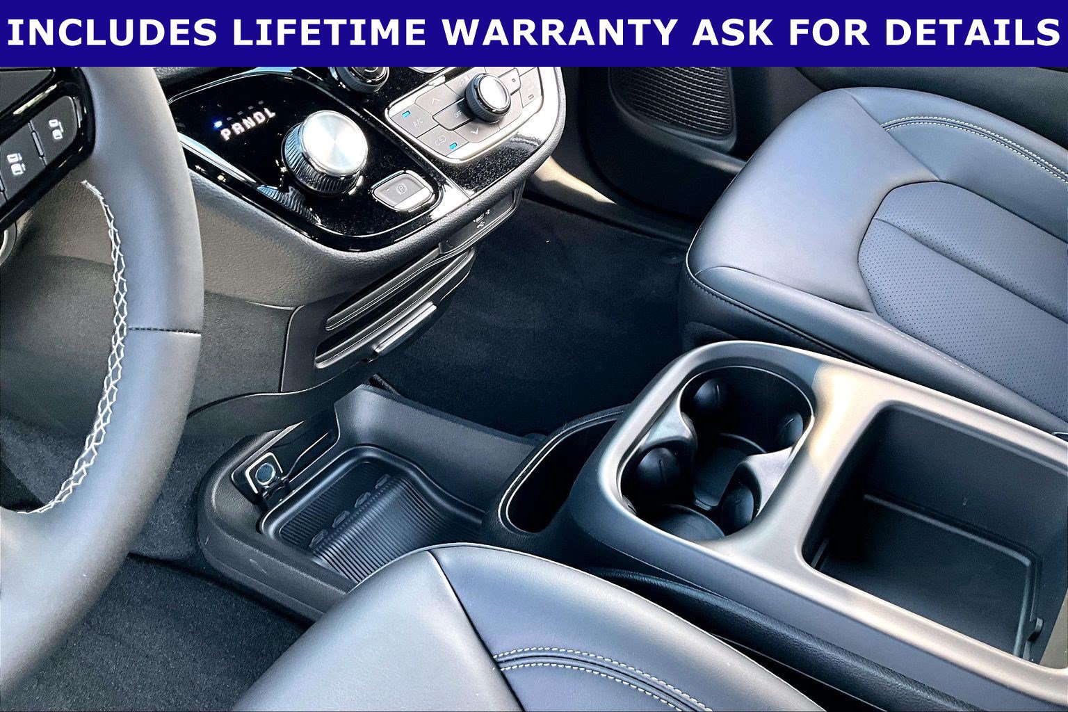 Used 2026 Chrysler Pacifica Select w/ S Appearance Package FWD image 14