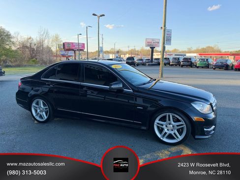 Used 2012 Mercedes-Benz C 250 C 250 Sport Sedan 4D image 3