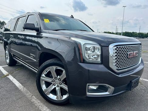 Used 2017 GMC Yukon XL Denali w/ Open Road Package AWD/4WD image 1
