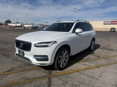 Used 2017 Volvo XC90 T6 Momentum w/ Vision Package AWD/4WD image 2