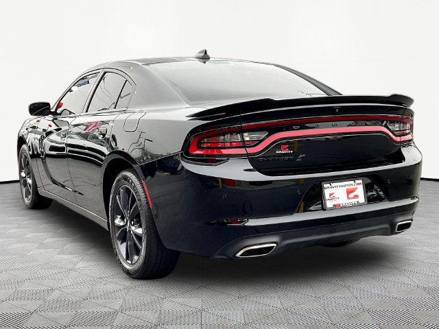 Used 2023 Dodge Charger SXT w/ Blacktop Package AWD/4WD image 5