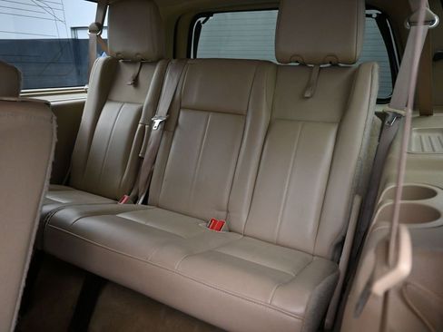 Used 2014 Ford Expedition EL XLT w/ Equipment Group 202A image 17