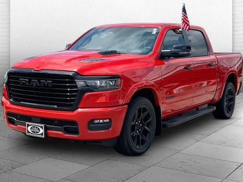 Used 2025 RAM 1500 Laramie w/ Night Edition AWD/4WD image 11