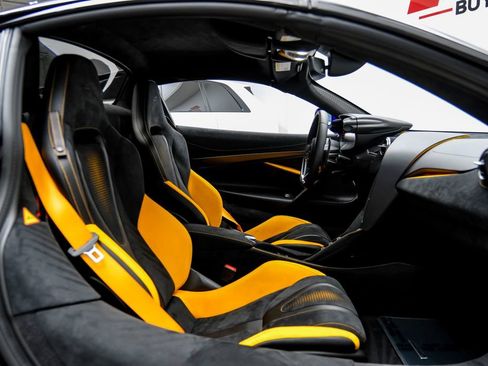 Used 2026 McLaren 750S Spider RWD image 42