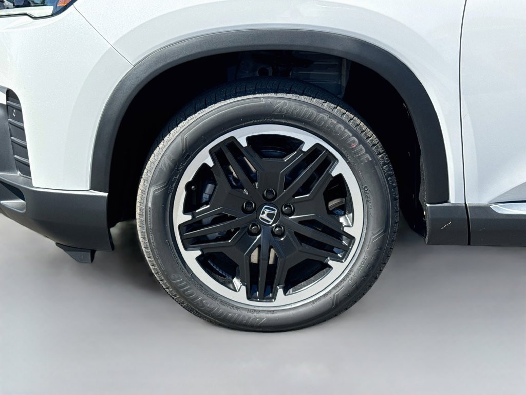 New 2026 Honda Pilot Touring image 37