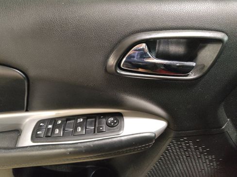 Used 2018 Dodge Journey SE w/ Connectivity Group image 27