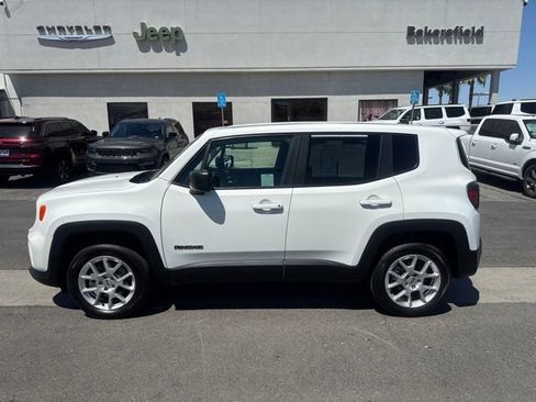 Certified 2023 Jeep Renegade Latitude AWD/4WD image 2
