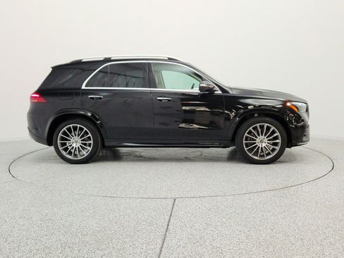 Certified 2024 Mercedes-Benz GLE 450 4MATIC image 4