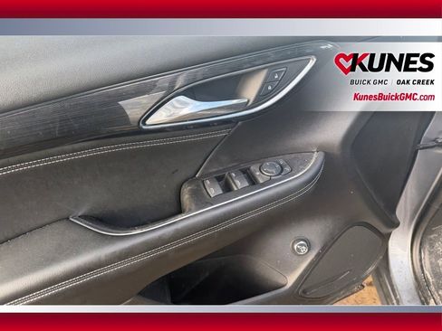 Used 2022 Buick Envision Preferred image 7