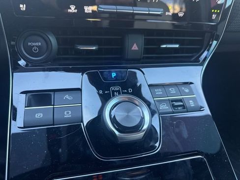 Used 2024 Toyota bZ4X Limited image 12