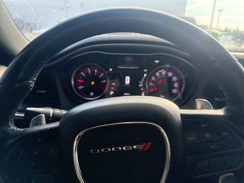 Used 2022 Dodge Challenger GT AWD/4WD image 17