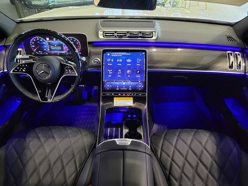Used 2025 Mercedes-Benz S 580 4MATIC Sedan image 18