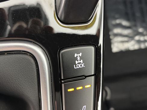 Certified 2025 Kia Seltos S AWD/4WD image 31