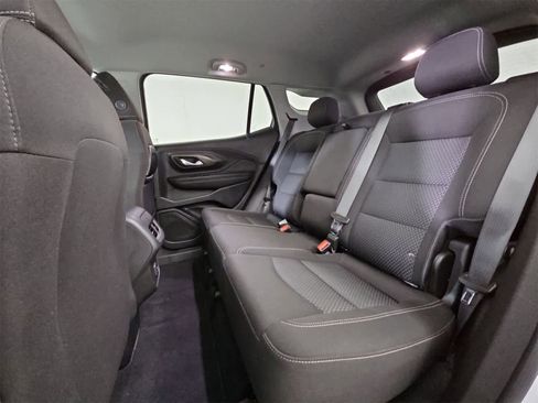Used 2024 GMC Terrain SLE image 19