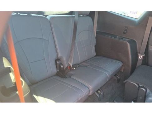Used 2024 Buick Enclave Essence w/ Experience Buick Package AWD/4WD image 10
