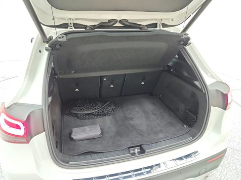 Used 2021 Mercedes-Benz GLA 250 4MATIC image 22