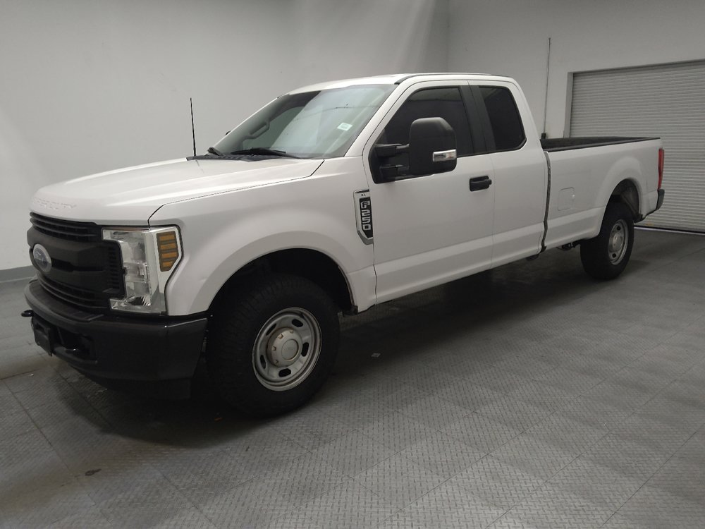 Used 2019 Ford F250 XL w/ Power Equipment Group RWD image 2
