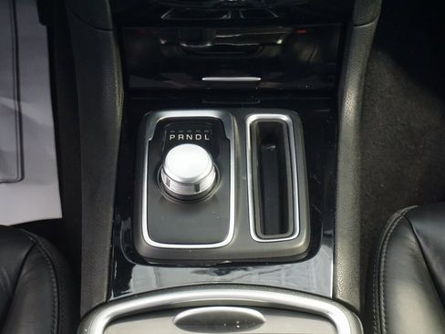 Used 2023 Chrysler 300 Touring L image 31