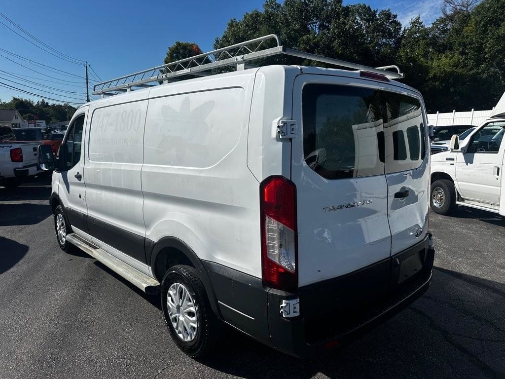 Used 2017 Ford Transit 250 130 Low Roof w/ Exterior Upgrade Package RWD image 3