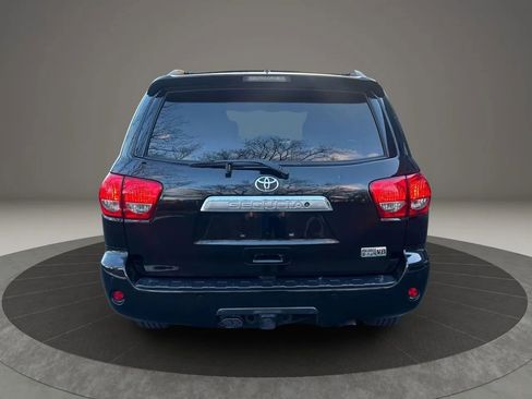 Used 2015 Toyota Sequoia Platinum image 6