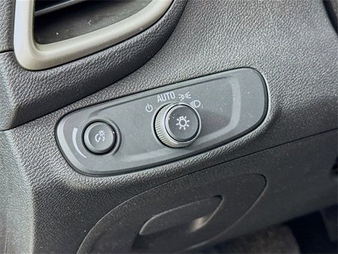 Used 2020 Chevrolet Trax LS w/ Tint and Cruise Package image 10