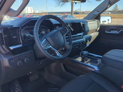 New 2026 Chevrolet Silverado 1500 LT Trail Boss w/ LPO, Dark Essentials Package image 12