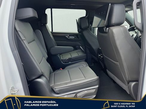 New 2026 GMC Yukon XL Denali w/ Denali Reserve Package AWD/4WD image 18