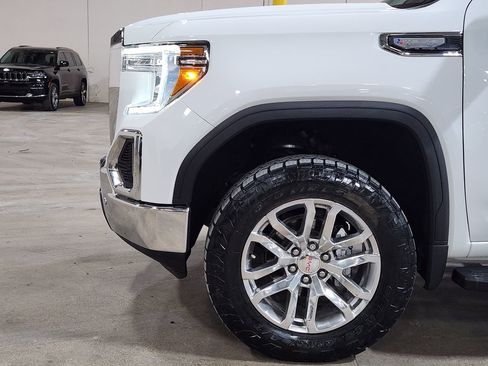 Used 2021 GMC Sierra 1500 SLT image 5