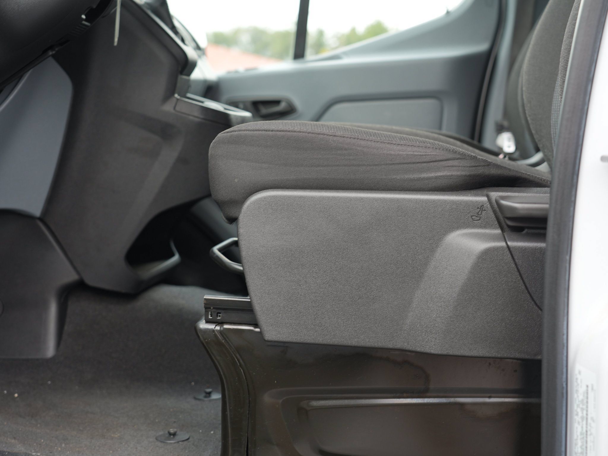 Used 2018 Ford Transit 350 XL RWD image 16