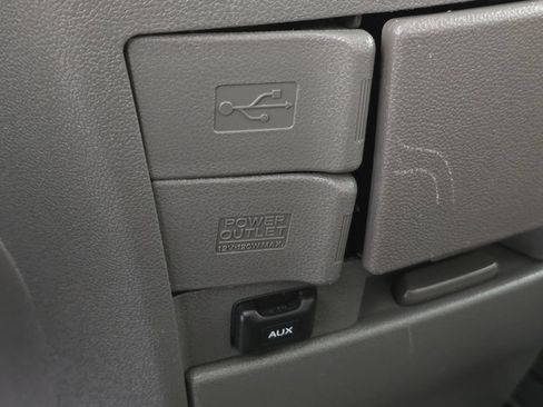 Used 2015 Honda Odyssey EX-L image 37