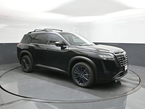 New 2026 Nissan Pathfinder SL w/ SL Premium Package image 17