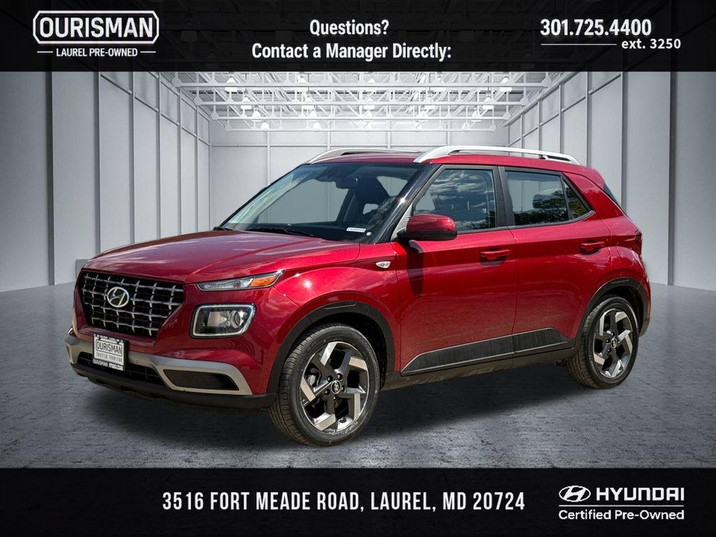 Certified 2025 Hyundai Venue SEL FWD image 4