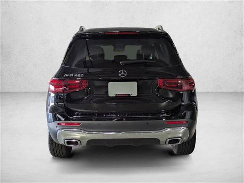 Used 2025 Mercedes-Benz GLB 250 image 9