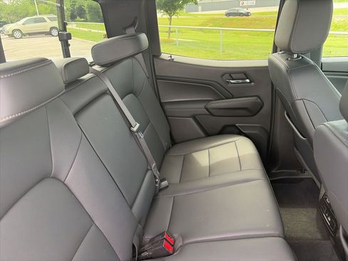 Used 2024 Chevrolet Colorado LT w/ LT Convenience Package III AWD/4WD image 37