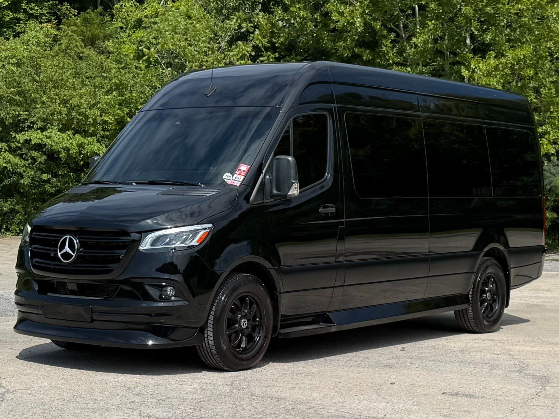 Used 2022 Mercedes-Benz Sprinter 3500 image 2