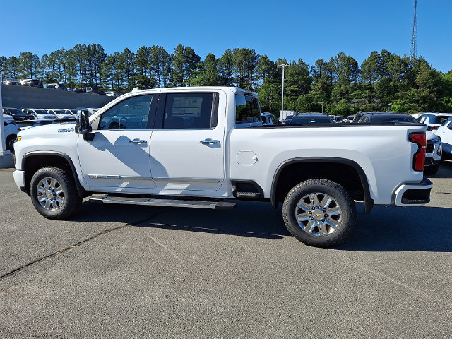 New 2026 Chevrolet Silverado 2500 High Country w/ Technology Package AWD/4WD image 4