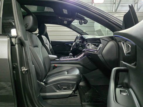 Used 2019 Audi Q8 Prestige image 15