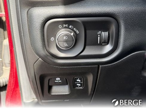 Used 2020 RAM 1500 Big Horn image 18
